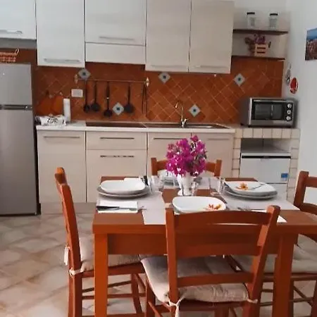 Casa Annina Lejlighed Badesi